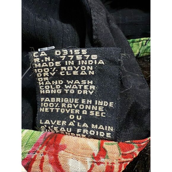 New April Cornell Rose Scarf 40x40 Floral Cottage~Black - Picture 6 of 7